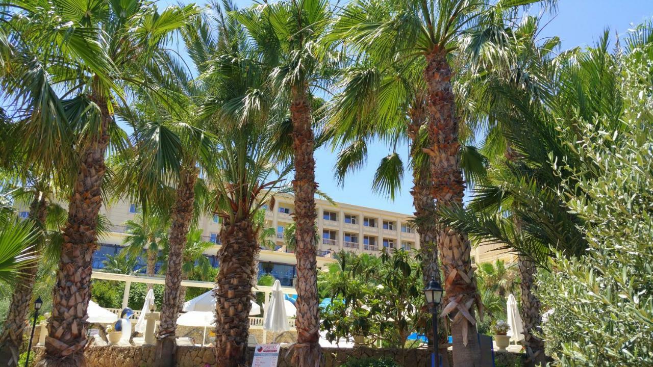 Oscar Beachfront Resort & Spa & Casino Kyrenia  Exterior photo