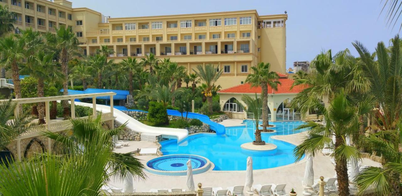 Oscar Beachfront Resort & Spa & Casino Kyrenia  Exterior photo