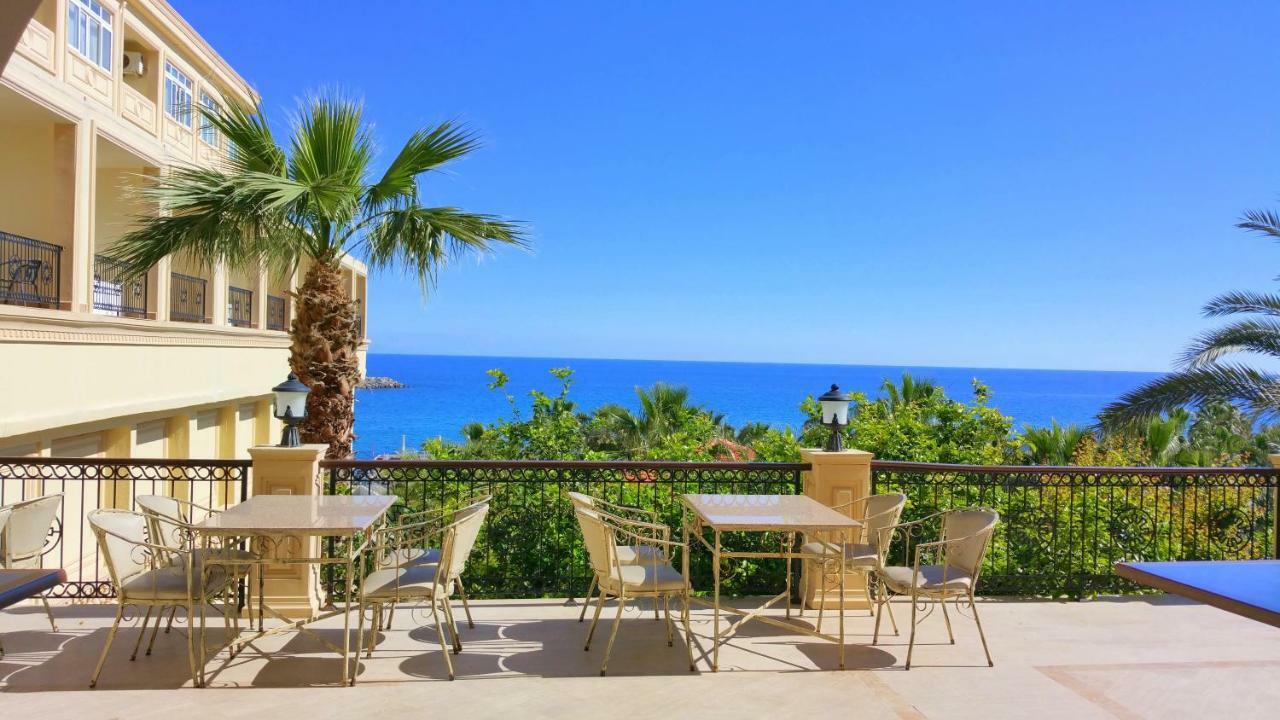 Oscar Beachfront Resort & Spa & Casino Kyrenia  Exterior photo