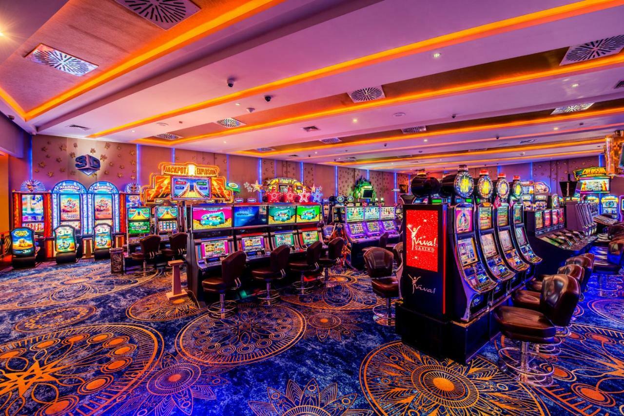 Oscar Beachfront Resort & Spa & Casino Kyrenia  Exterior photo