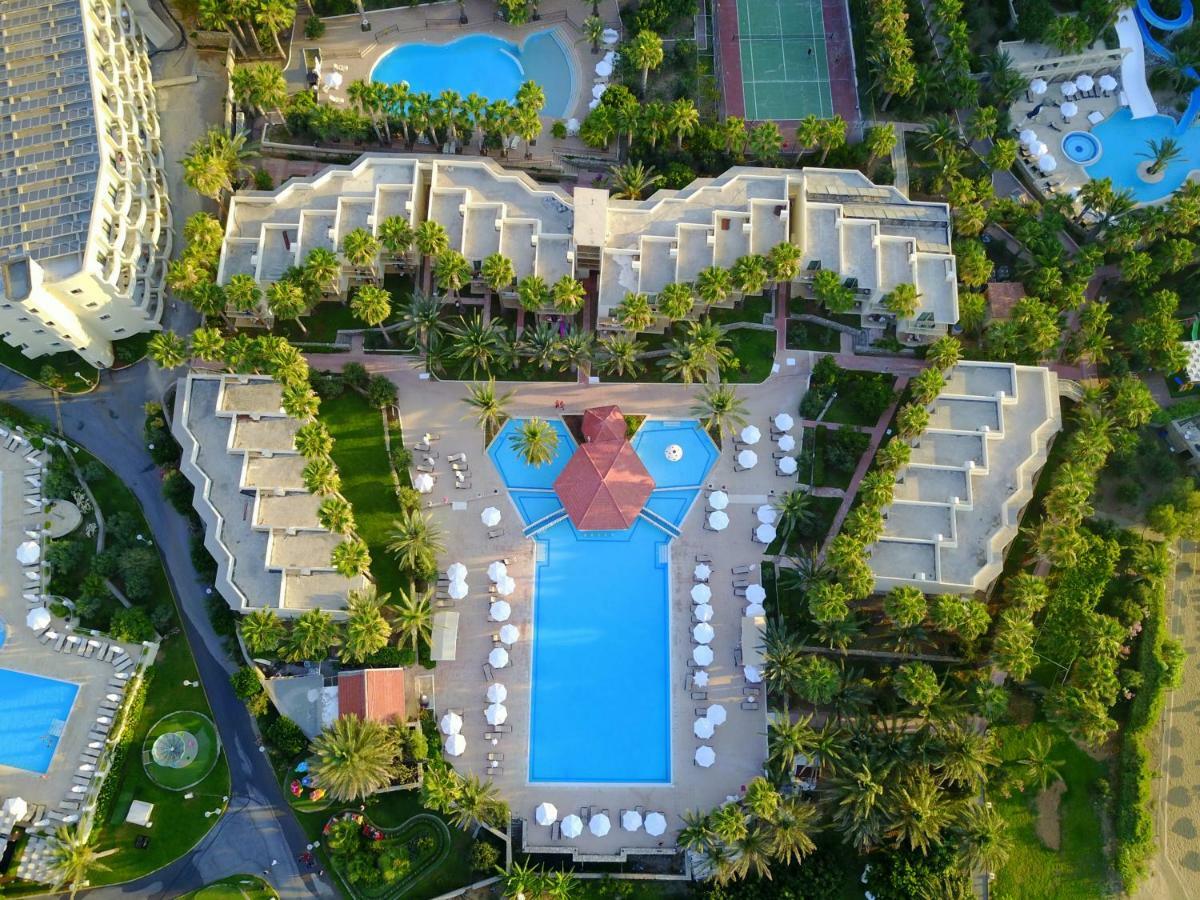 Oscar Beachfront Resort & Spa & Casino Kyrenia  Exterior photo
